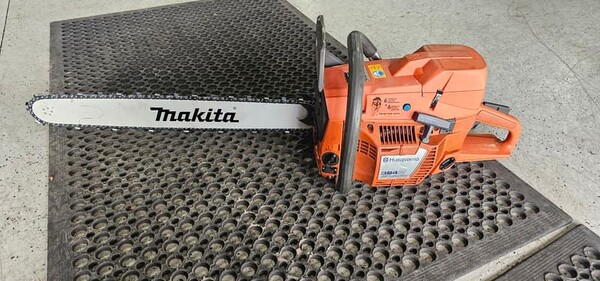 Husqvarna 394XP Chainsaw