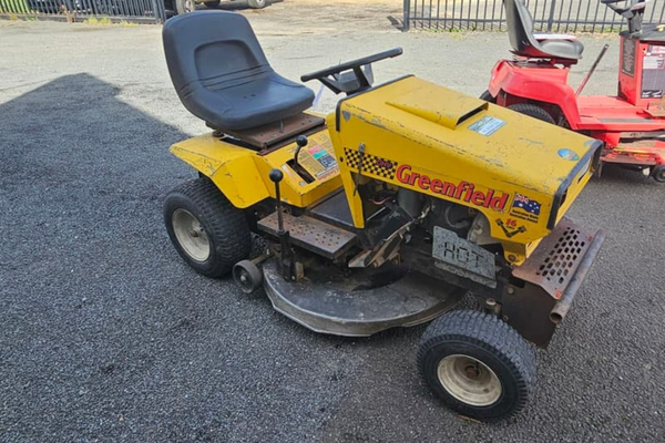 SH Greenfield Fast Cut Ride On Mower