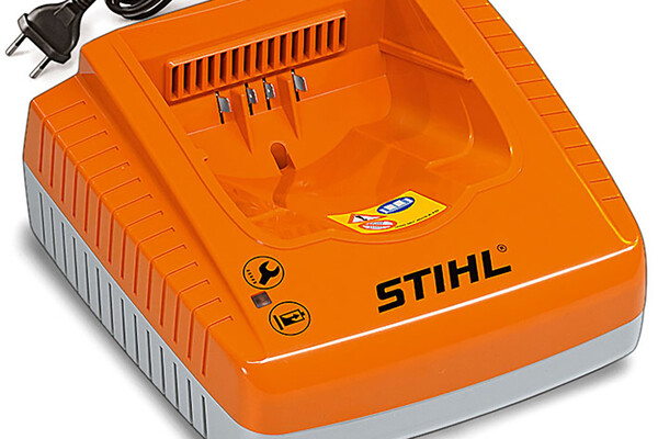 STIHL AL 300 QUICK CHARGER