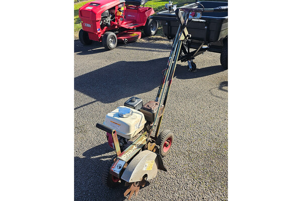Second Hand Truyard Edger